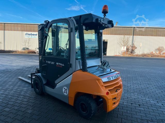 Frontstapler STILL RX70-30 / Triplex: 4.60m / nur 568h / SS / Waage