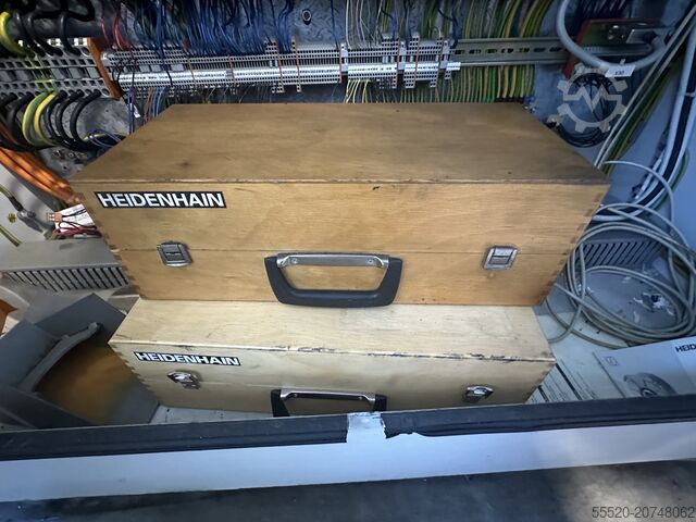 Vertical machining center Hermle C800-U