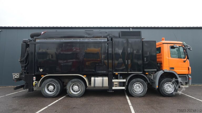 Suction vehicle Mercedes-Benz ACTROS 4144 8X4 SEWER VACUUM MANUAL GEARBOX STE...