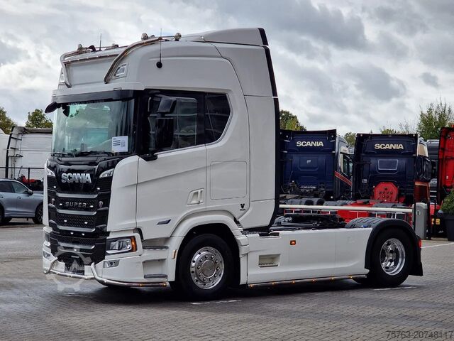 Standard-SZM Scania R560 Highline 4x2 - Like new - Full spec - Face...