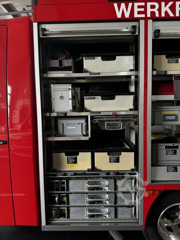 Feuerwehrfahrzeug LF 20/6 FD-WF-305 Daimler/Ziegler LF