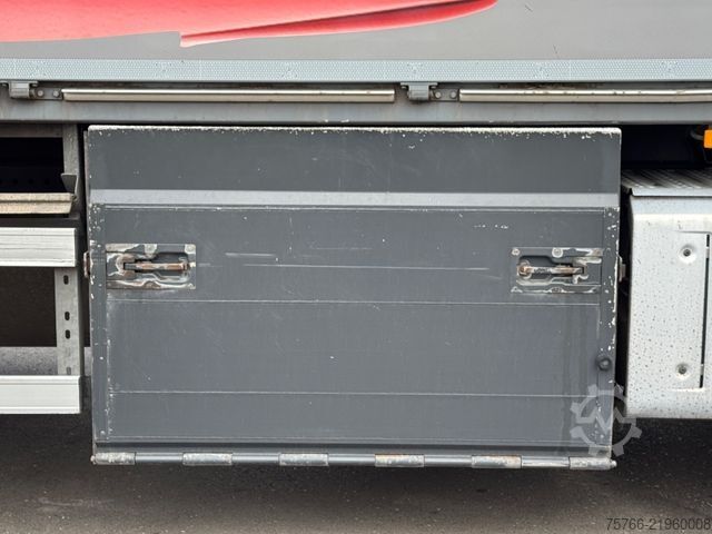 Beverage truck MERCEDES-BENZ ACTROS 2540 L/ 2 x LBW / LENKACHSE / KOMPLETTZUG
