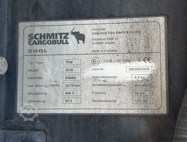 Reefer semitrailer SCHMITZ CARGOBULL SCB*S3B SCHMITZ TKM COOLING LIFT AXLE TAIL LIFT