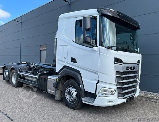 Roll-off tipper truck DAF XF 480 FAN 6X2 Lenkachse Motorabtrieb