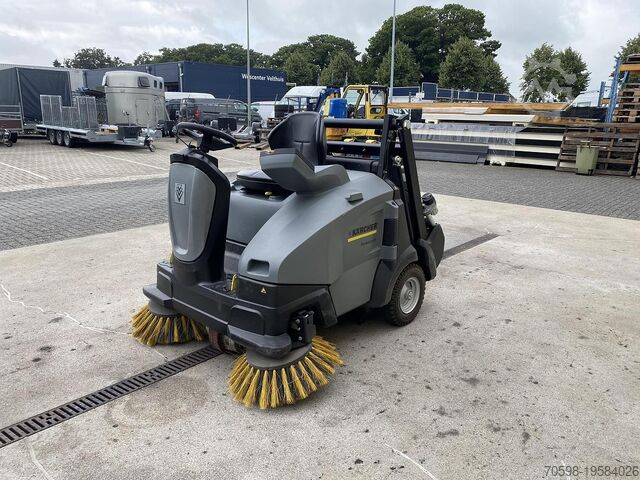 2015 Karcher KM 105/110 R Bp, Kehrmaschine, Hochkipper Karcher KM 105/110 R Bp, Veegmachine, hoogkieper