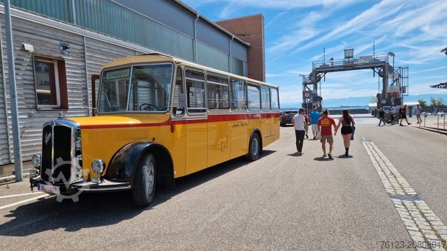 Reisebus VOLVO Paket 1 x Saurer L4C + Volvo B 10