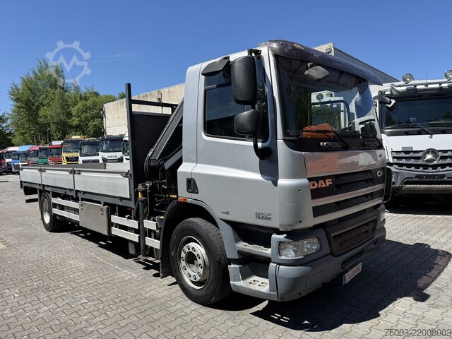 Flatbed truck Daf CF250 4X2 Kran Hiab 099-2