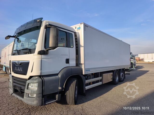 LKW mit Kofferaufbau MAN 26.360 TGS