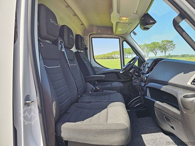 High-roof van IVECO DAILY 35S18 ac automaat EURO6