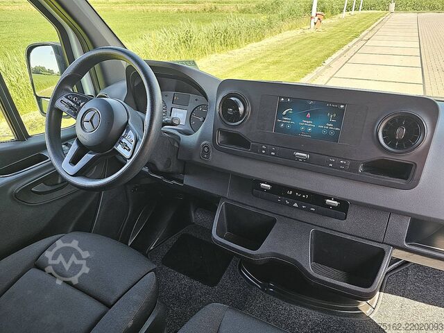 High-roof van MERCEDES-BENZ SPRINTER 317 L3H2 Maxi Mbux Euro6