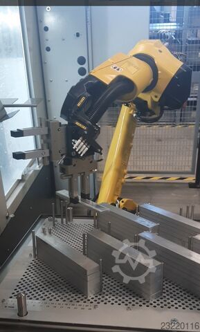 CNC machine tending FANUC robot cell Teximp d.o.o. URC-12