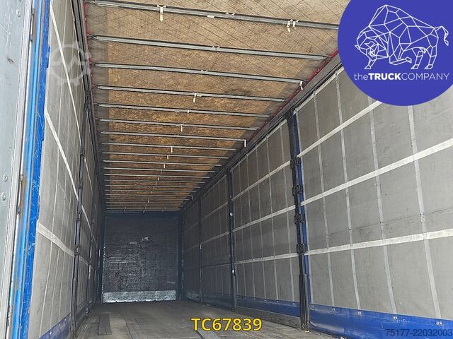 Sliding tarpaulins Vanhool 