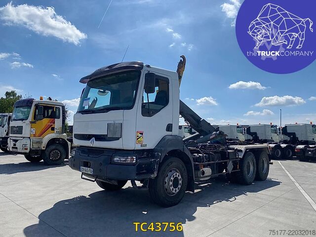 Container transportation Renault Kerax 370