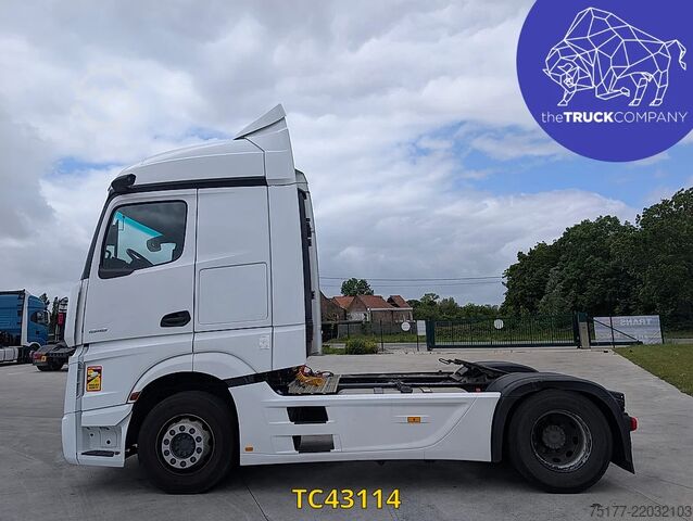 Standard-SZM Mercedes-Benz Actros 1848