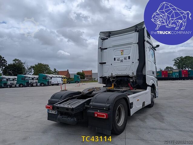 Standard-SZM Mercedes-Benz Actros 1848