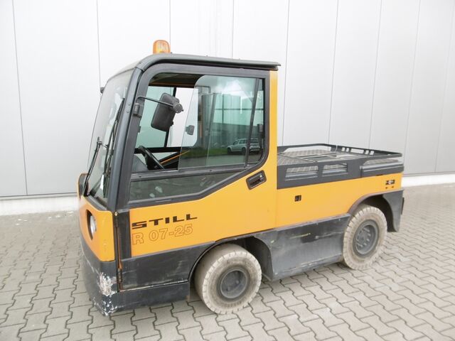 Tow tractor STILL R 07-25 / 0127