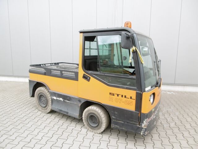 Tow tractor STILL R 07-25 / 0127