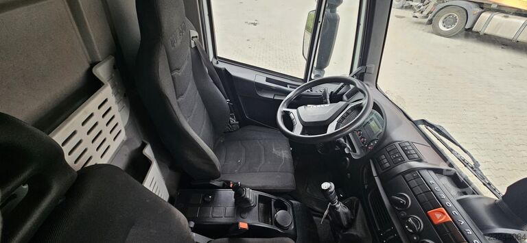 Lkw Iveco EUROCARGO 140E25 T26-116