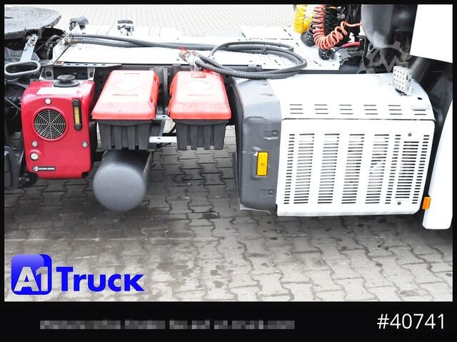 Gefahrgut LKW MERCEDES-BENZ 1846BL GGVS ADR Hydraulik Ölkühler