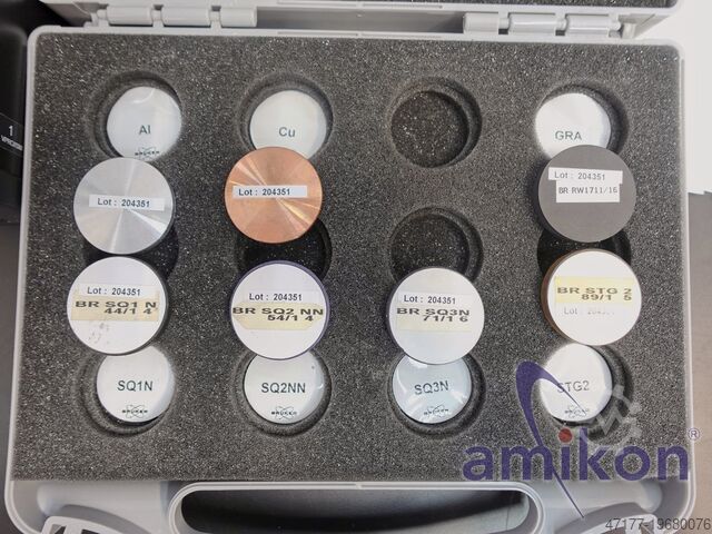 High-end elemental analyzer Bruker S8 TIGER WDXRF Spektrometer