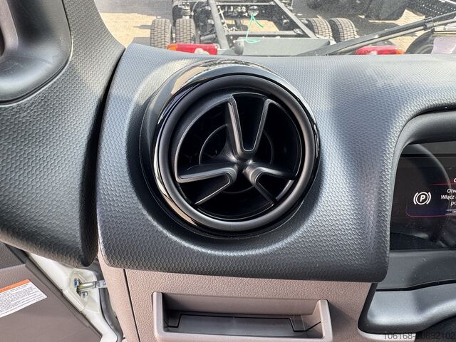 Roll-off tipper truck Fuso Fuso Canter 9C18 Abrollkipper 2026