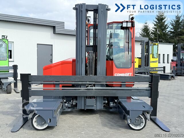 4-way forklift Combilift C3000ET TRIPLEX 5940 WIDE FORK POSITIONE
