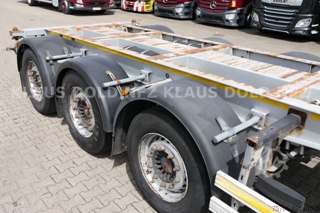 Auflieger-Wechselfahrgestell LECITRAILER BDF Multi-Chassis Lift-/Lenkachse SAF-Achsen