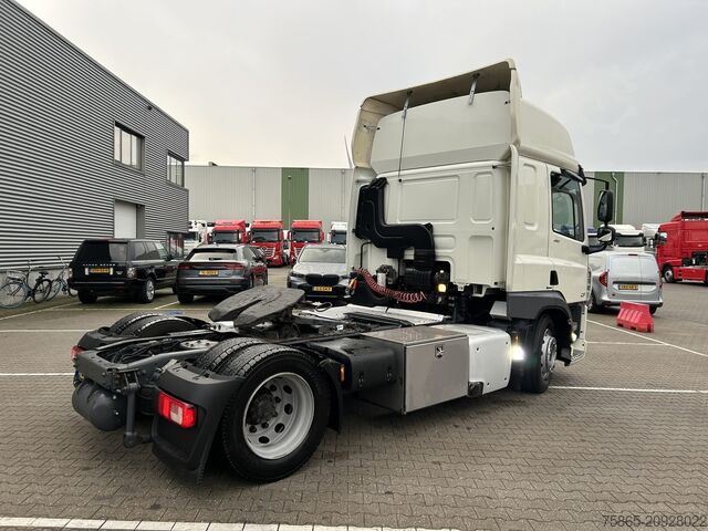 Volume tractor DAF CF 410 FT Space Cab / Mega / 787 dkm / Hefschot...