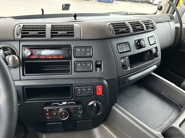 Volume tractor DAF CF 410 FT Space Cab / Mega / 787 dkm / Hefschot...