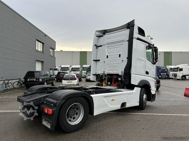Standard tractor Mercedes-Benz Actros 1842 StreamSpace / 424 dkm / NL Truck / ...