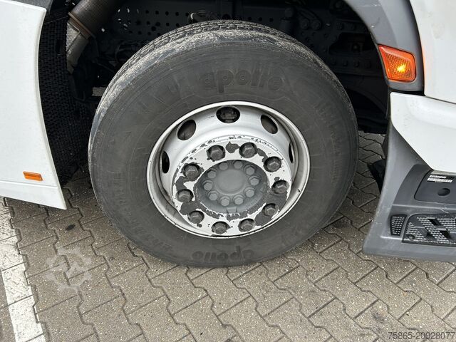 Standard tractor Mercedes-Benz Actros 1842 StreamSpace / 424 dkm / NL Truck / ...