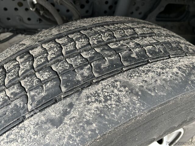 Standard tractor Mercedes-Benz Actros 1842 StreamSpace / 424 dkm / NL Truck / ...