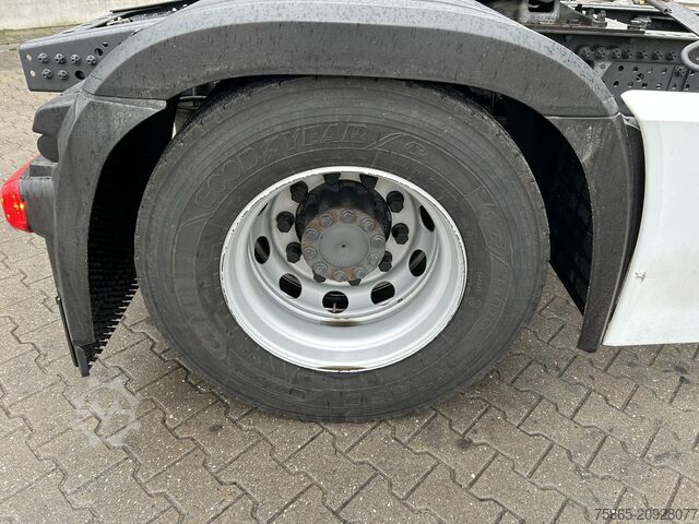 Standard tractor Mercedes-Benz Actros 1842 StreamSpace / 424 dkm / NL Truck / ...