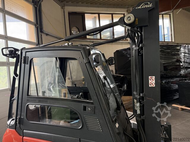 Forklift LINDE E 30-01