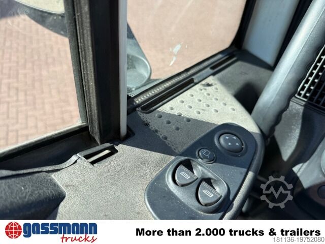 Roll-off tipper truck Iveco Trakker AD260T41/P 6x4, EEV, VDL S-21-5200