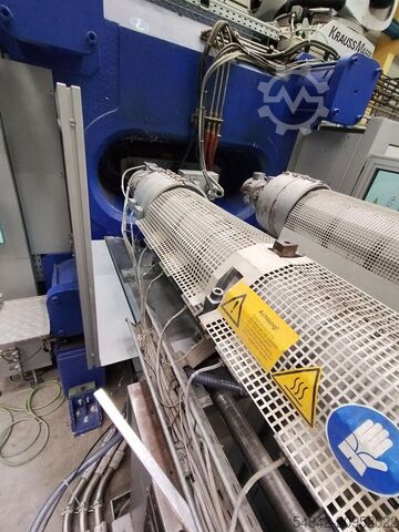 Injection molding machine KraussMaffei KM 1300-12000-8100 MXH