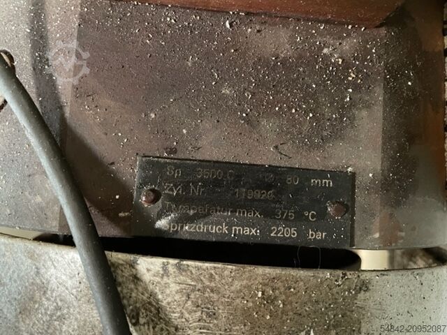 Injection molding machine KraussMaffei KM 650-3500-700 CZ