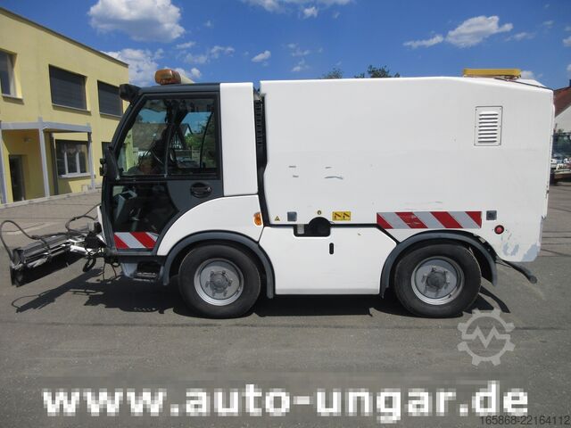 Road sweeper Multicar Tremo X56 CMAR Hybre 2000 EU5  Allrad
