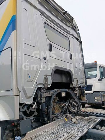 Standard tractor unit MERCEDES-BENZ Actros 1848 / German / Classic Space