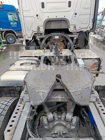 Standard tractor unit MERCEDES-BENZ Actros 1848 / German / Classic Space
