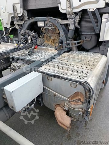 Standard tractor unit MERCEDES-BENZ Actros 1848 / German / Classic Space