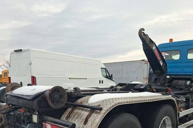 Roll-off tipper truck MERCEDES-BENZ Aufbau Hiab Abroller XR21Z Knick / Haken Hook