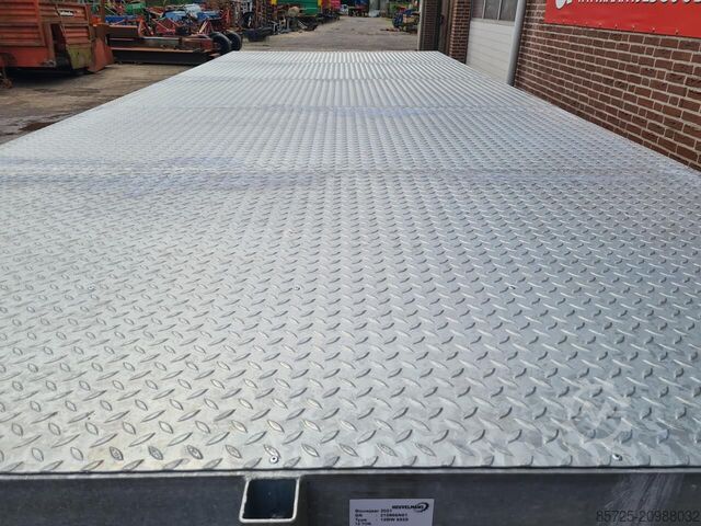 Wal-Met Wal-Met Wal-Met