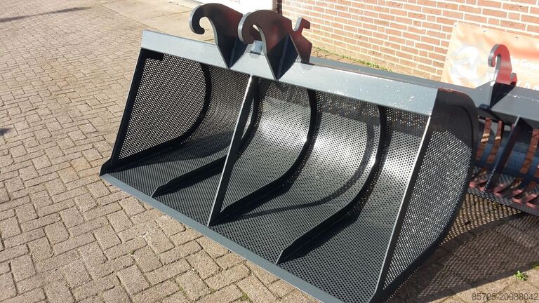 Screening bucket  Slootreiniger bakken