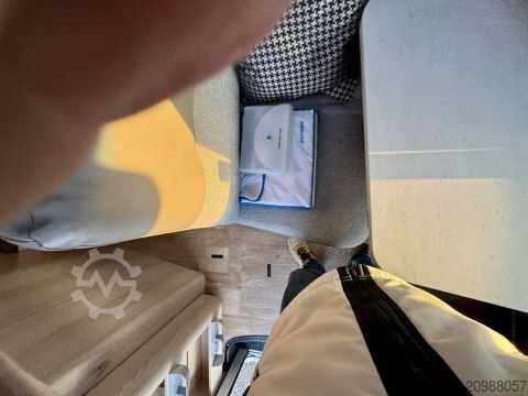 Semi-integrated camper Hymer/Eriba B-Klasse MC T 600 WhiteLine