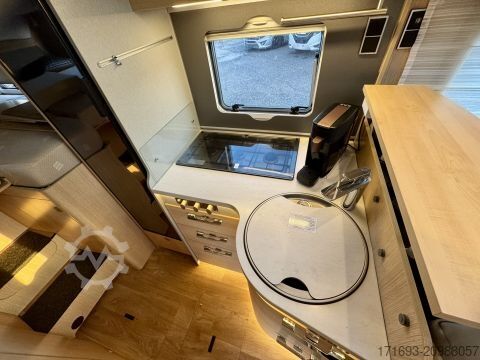 Semi-integrated camper Hymer/Eriba B-Klasse MC T 600 WhiteLine