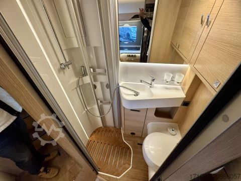 Semi-integrated camper Hymer/Eriba B-Klasse MC T 600 WhiteLine