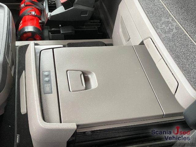 Volume tractor unit Scania R 450 A4x2EB Hubsattelkupplung SMART 2!