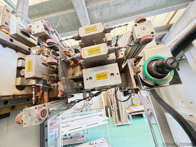Throughfeed machining center MORBIDELLI CX 200