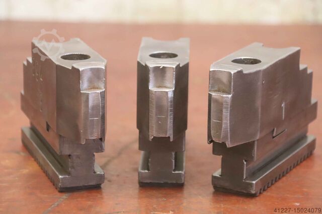 Interchangeable jaws Forkardt Breite 32 mm schrägverzahnt